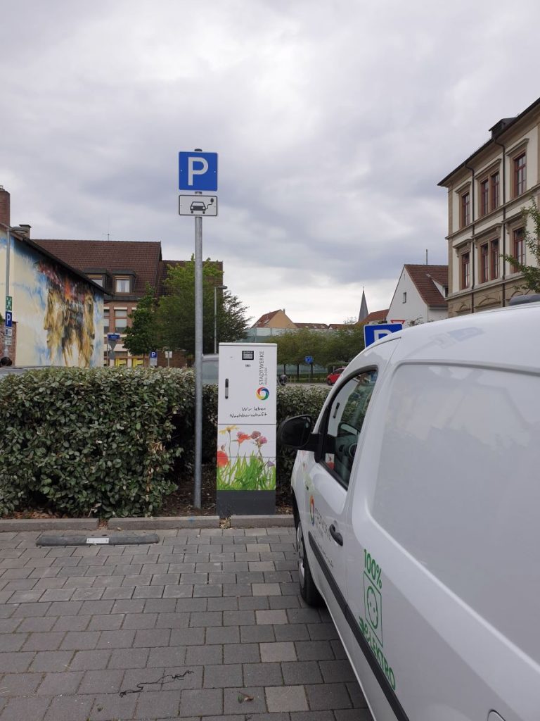 Zwei Neue E Tankstellen In Walldorf