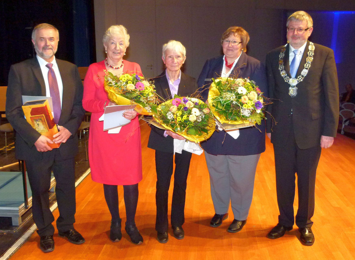 DRK-Wiesloch: Bürgerplakette für Martina Jung