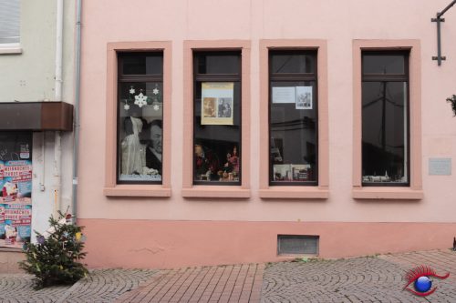 Gute Sache, Schaufenster mit Infos