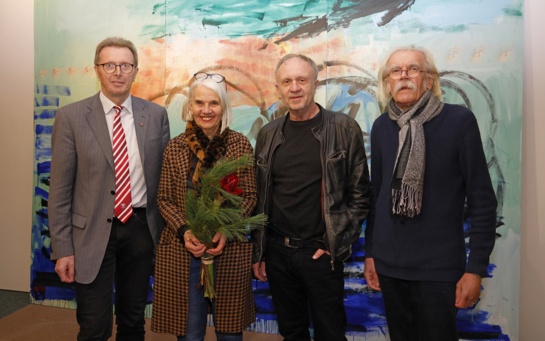 Ausstellung „Night and Day“ im Rathaus eröffnet