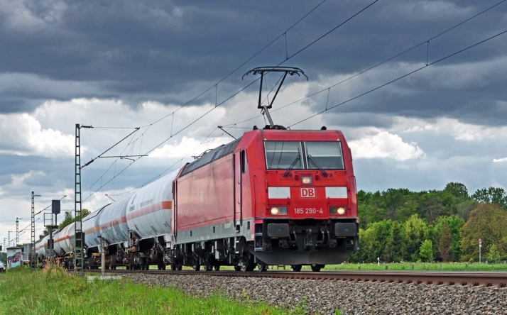 Stadt lädt zur Informationsveranstaltung: Neubau der Bahntrasse