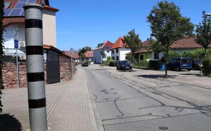 Stadt Walldorf: Neue Blitzersäulen für mehr Sicherheit und weniger Lärm