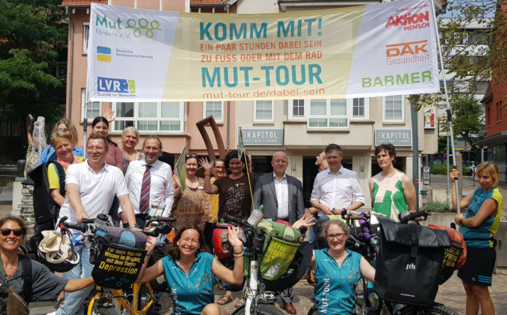 Die MUT-TOUR macht Halt am Adenauerplatz