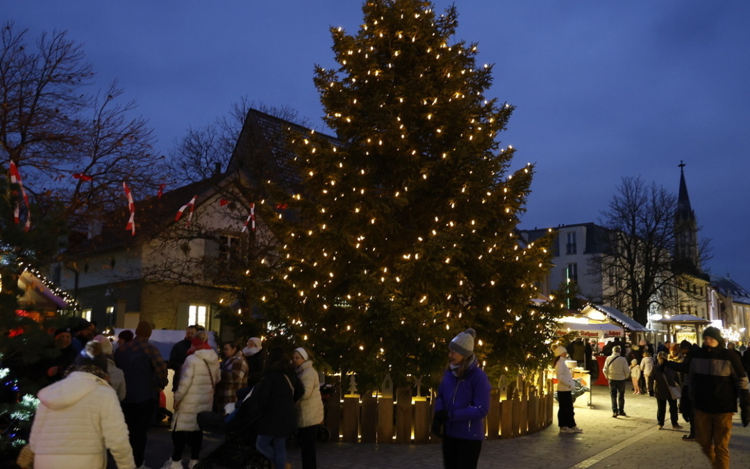 Walldorfer Weihnachtsmarkt wirft seine Schatten voraus