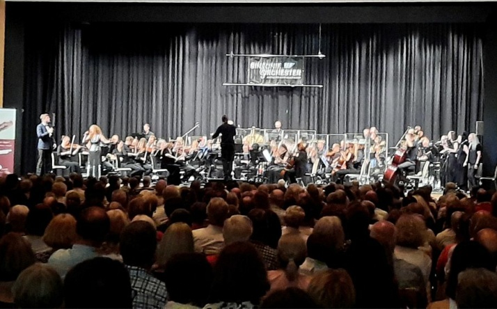 „Poesie und Lebensfreude“ – Großes Klassisches Benefizkonzert des SAP Sinfonieorchesters